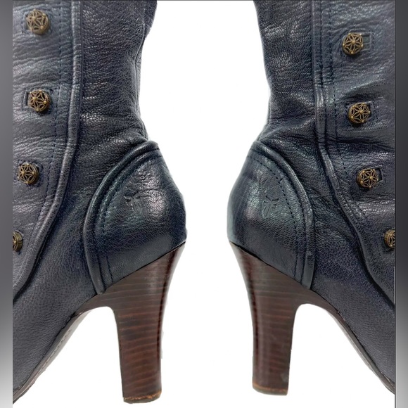 SOLD OUT ❤️ Frye RARE Heeled Leather Marissa Button Boots - Picture 5 of 13